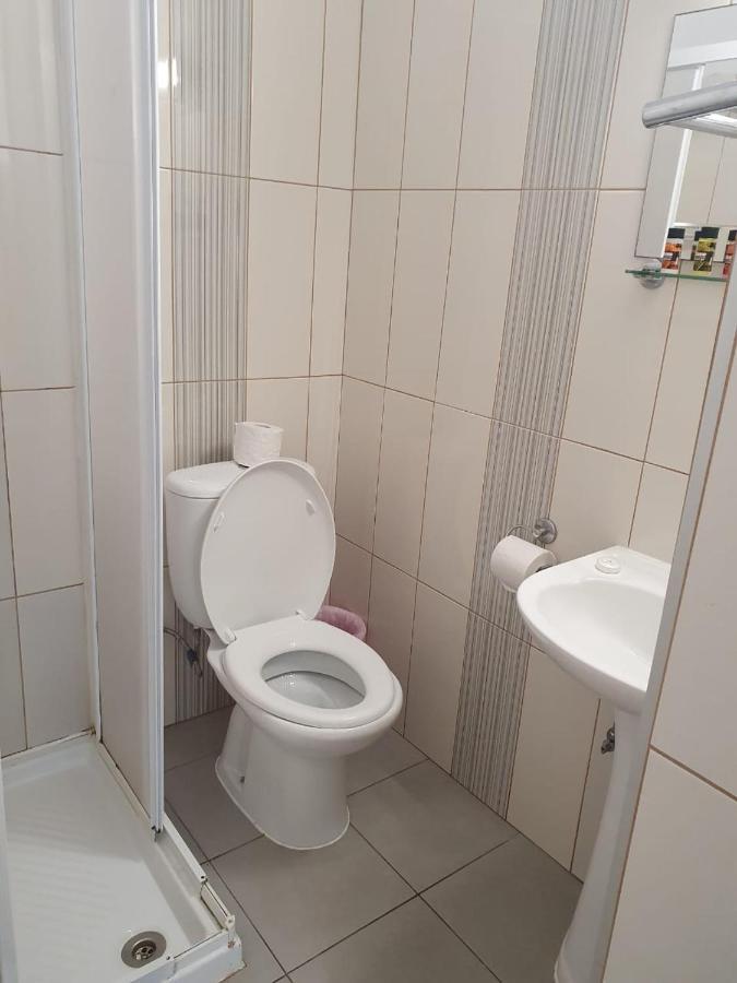 Sea Cleonapa Mandali Aparthotel Ajía Nápa Eksteriør bilde